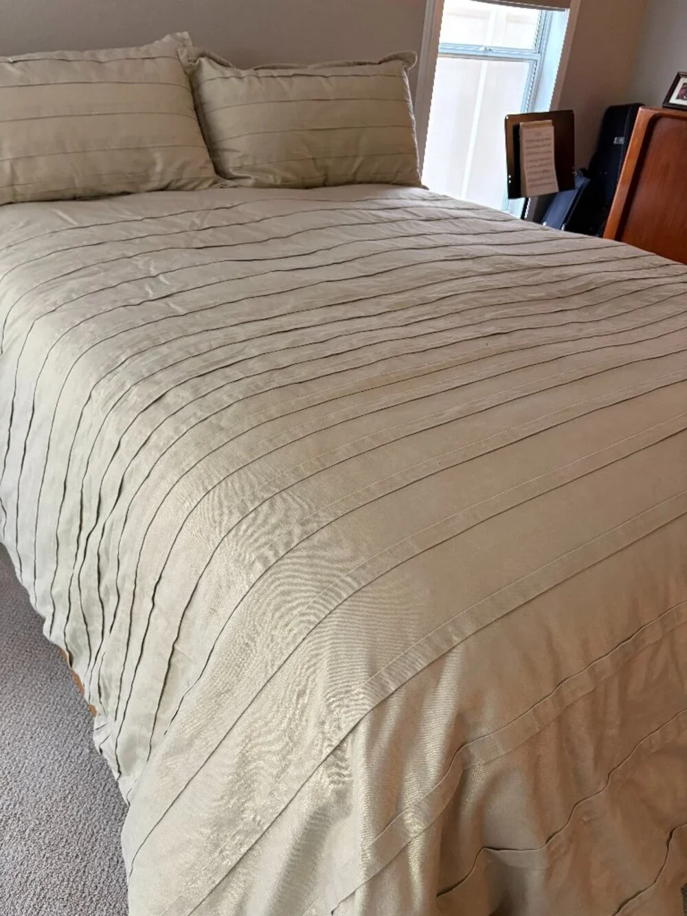 King Size Beige & Gold Duvet Cover Set with 2 Standard Pillow Shams